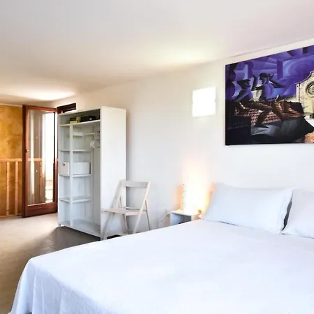 La Casa Di Imma アパート オストゥーニ